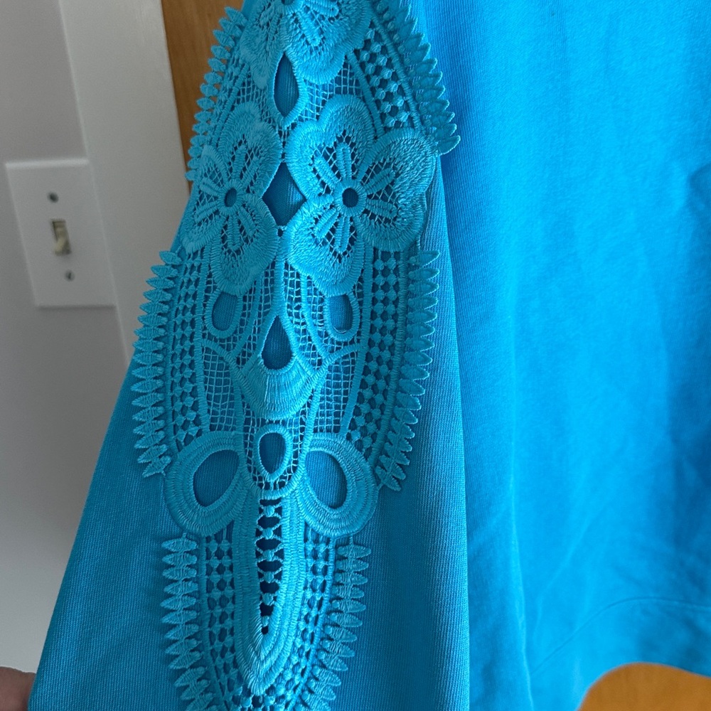 Lilly Pulitzer Vibrant Blue Top